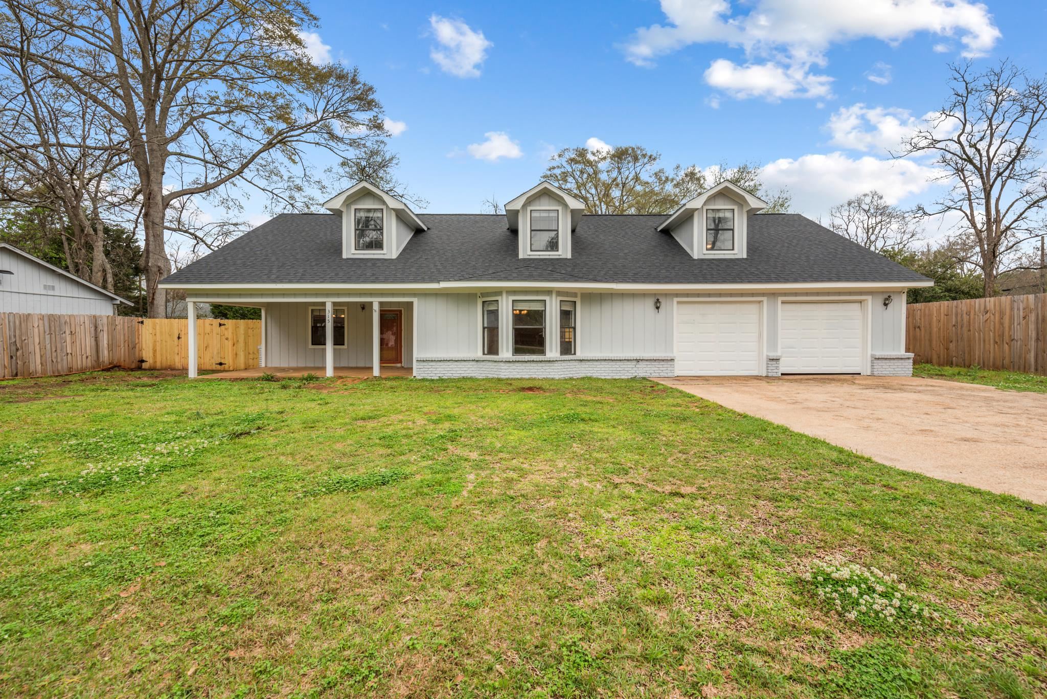 315 East Clinton Street Jackson, AL 36545 - Photo 1 of 30