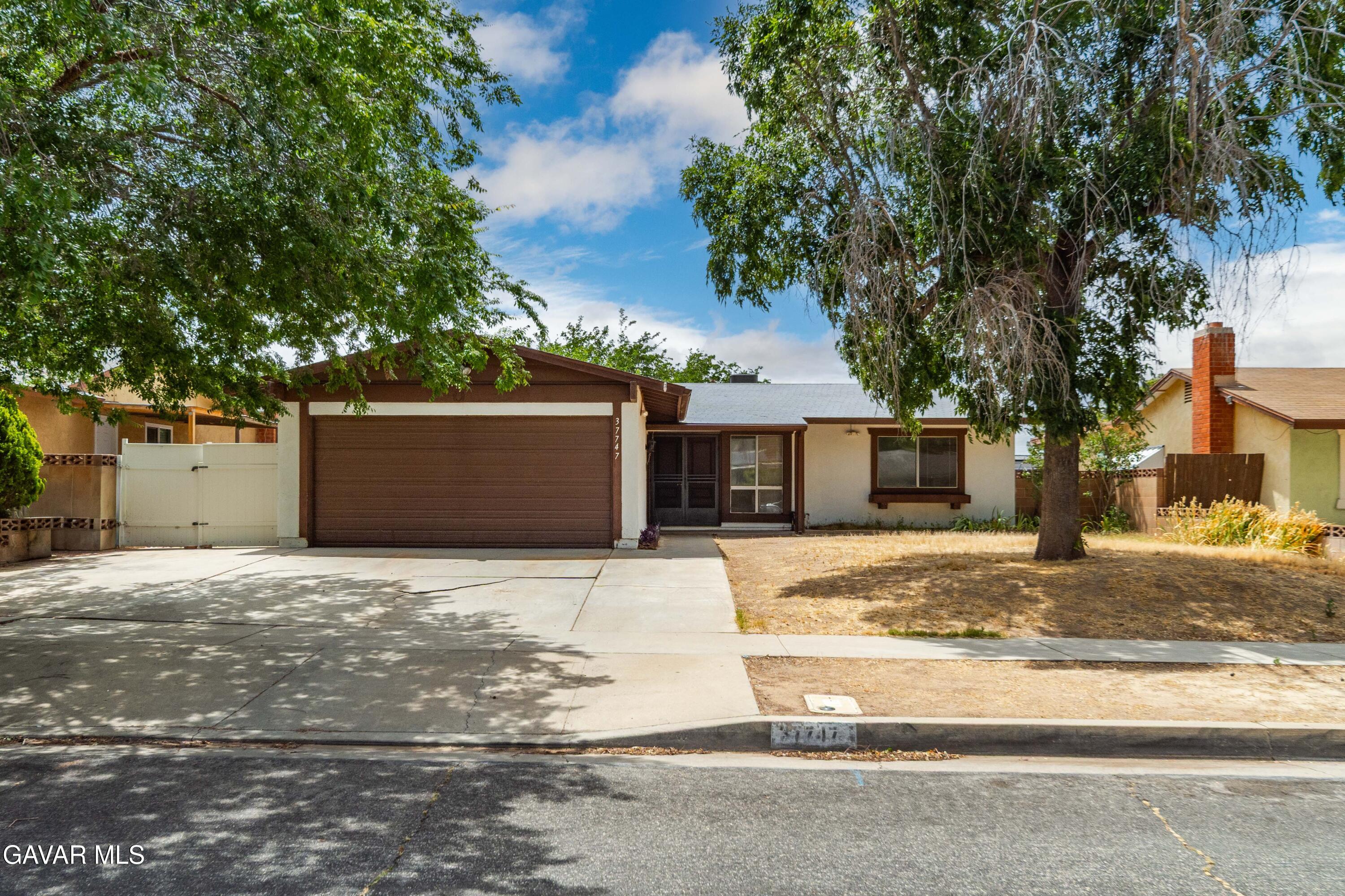 37747 Rudall Avenue Palmdale, CA 93550 - Photo 2 of 28 Rudall-02