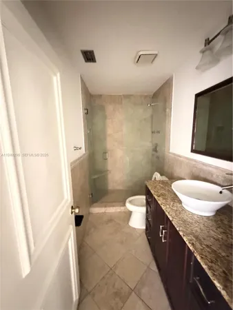 $1,990 | 1802 Waterview Circle, Unit 1802, Palm Springs, FL 33461