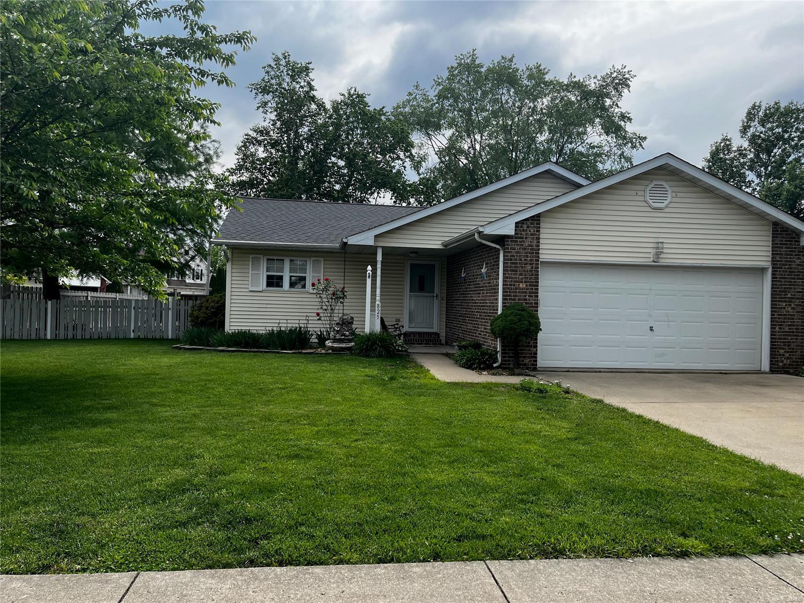 825 Misty Valley Road O'Fallon, IL 62269 - Photo 1 of 20 Gallery Image 1