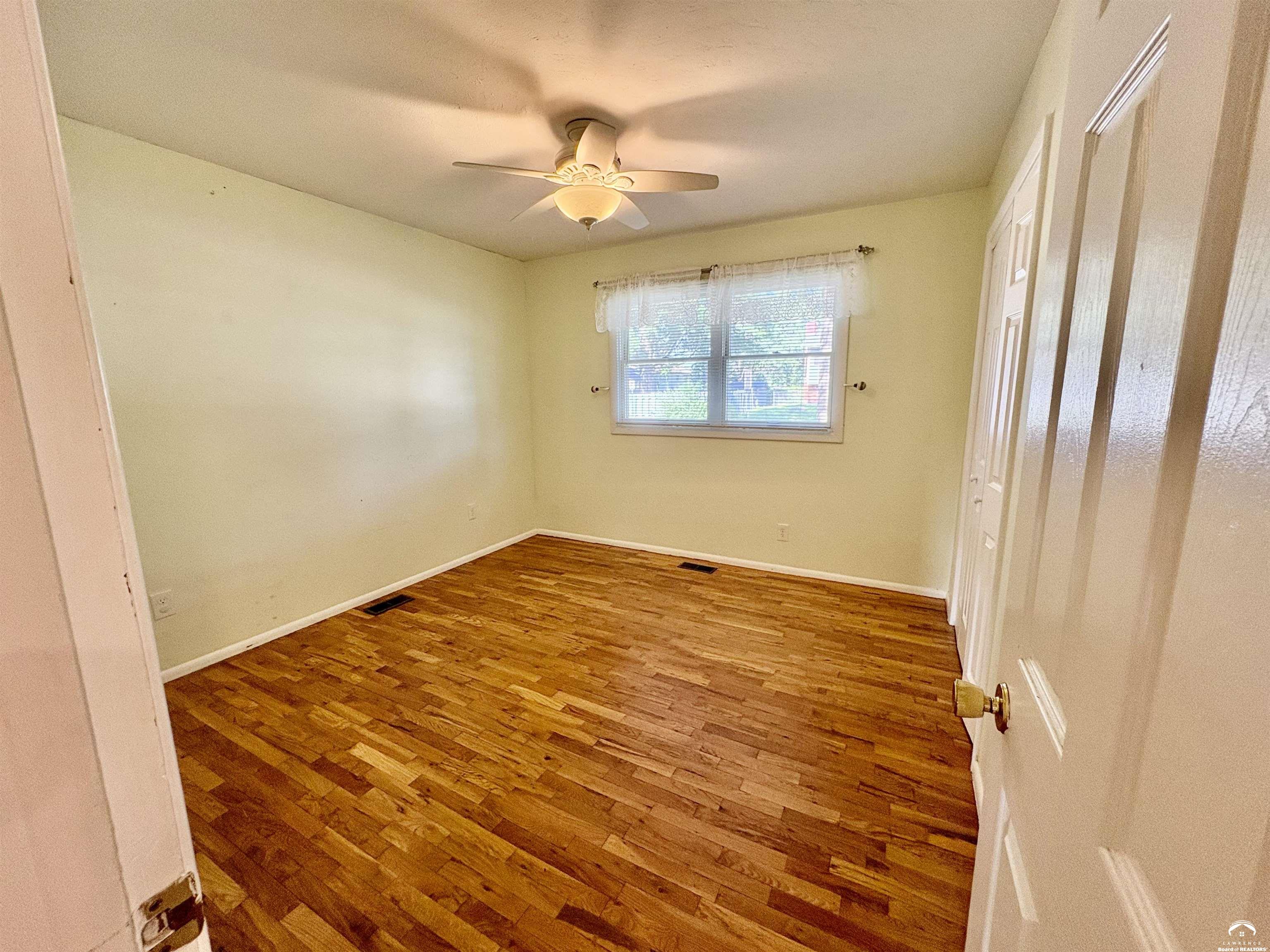 507 Arizona Street Lawrence, KS 66049 - Photo 19 of 49