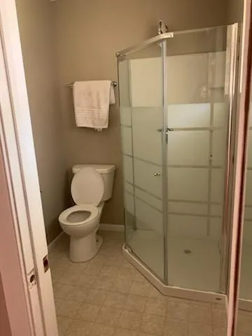 $2,100 | 5411 West Lake Shore Drive, Wonder Lake, IL 60097