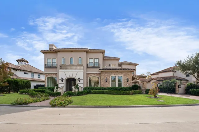 $1,899,999 | 3515 St Tropez Way, Houston, TX 77082