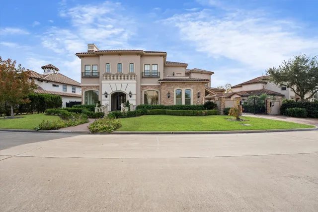 $1,899,999 | 3515 St Tropez Way, Houston, TX 77082