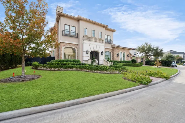 $1,899,999 | 3515 St Tropez Way, Houston, TX 77082