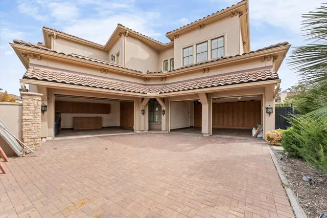 $1,899,999 | 3515 St Tropez Way, Houston, TX 77082