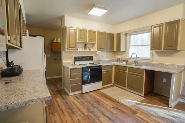 $285,000 | 8365 Greenwood Lane, Newaygo, MI 49337