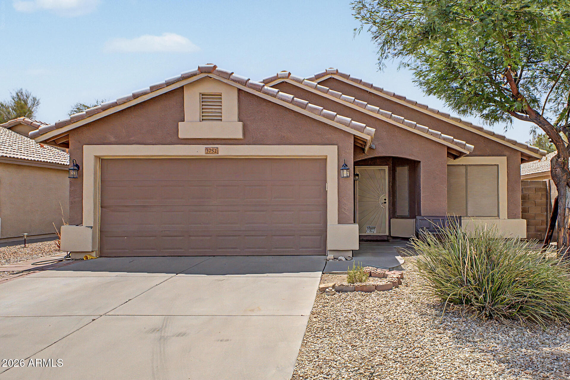 3752 South Bowman Road Apache Junction, AZ 85119 - Photo 1 of 23 02-Bowman