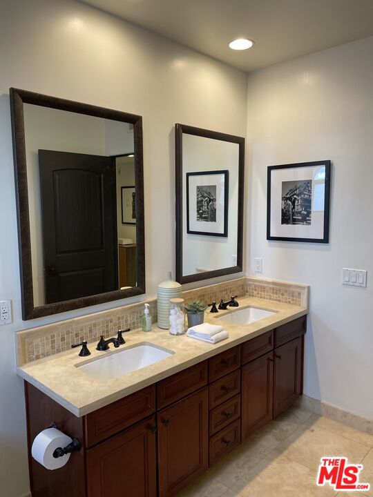 1215 Armacost Avenue, Unit 302 Los Angeles, CA 90025 - Photo 10 of 16