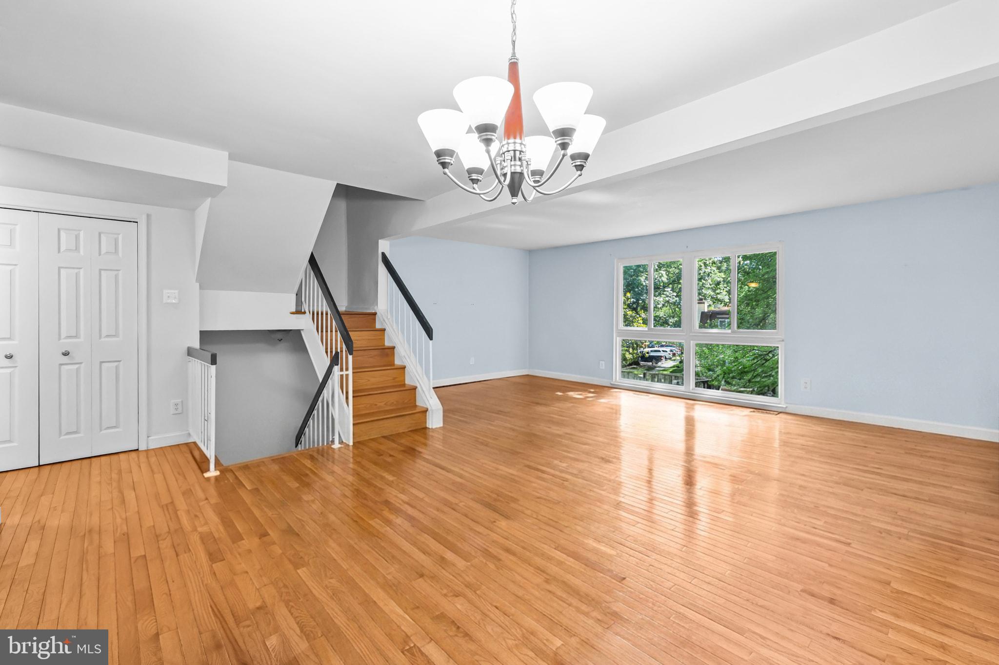 6018 Timber Hollow Lane Springfield, VA 22152 - Photo 6 of 29