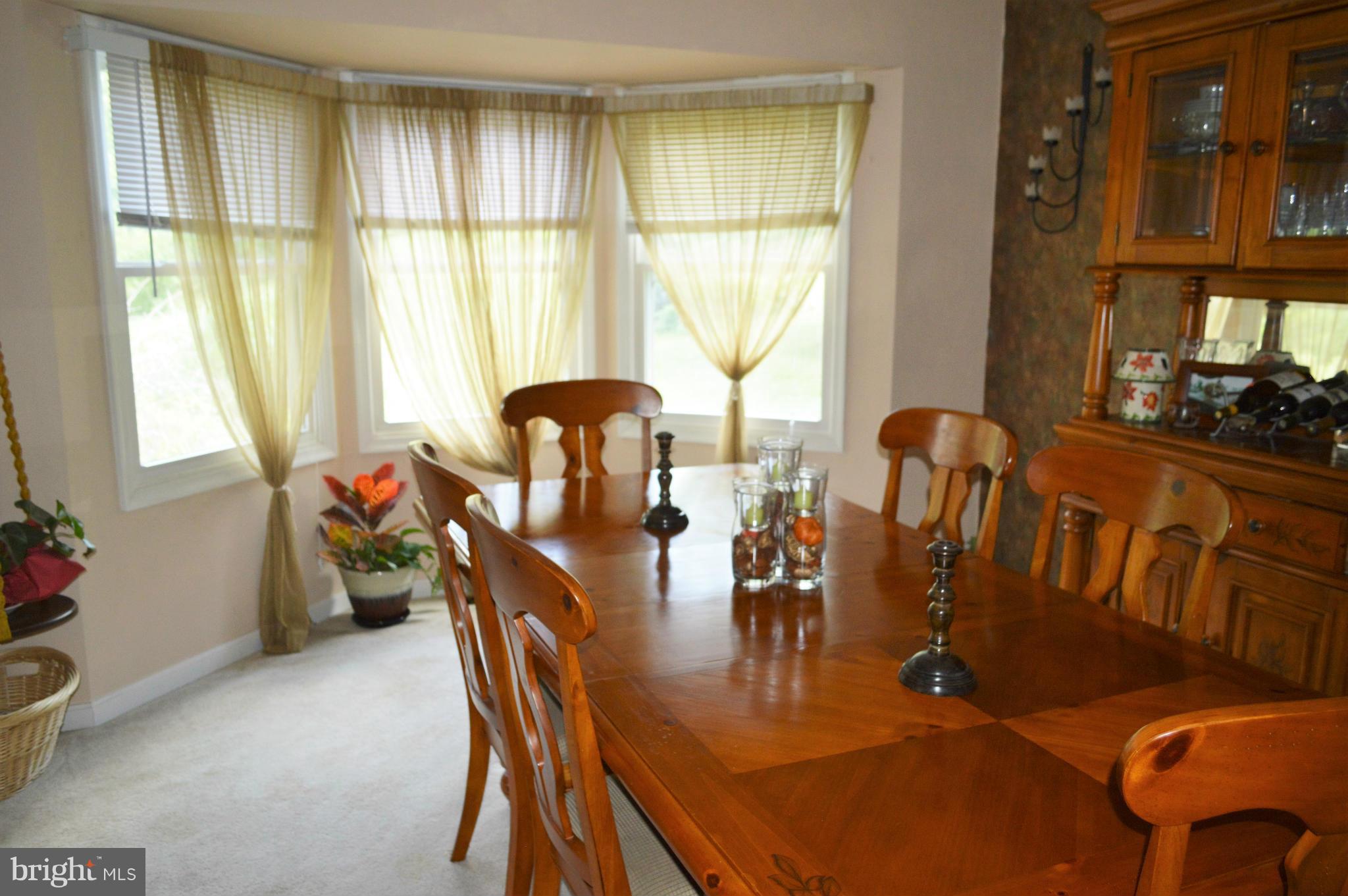 391 Leppo Road Westminster, MD 21158 - Photo 4 of 15 Dining Room