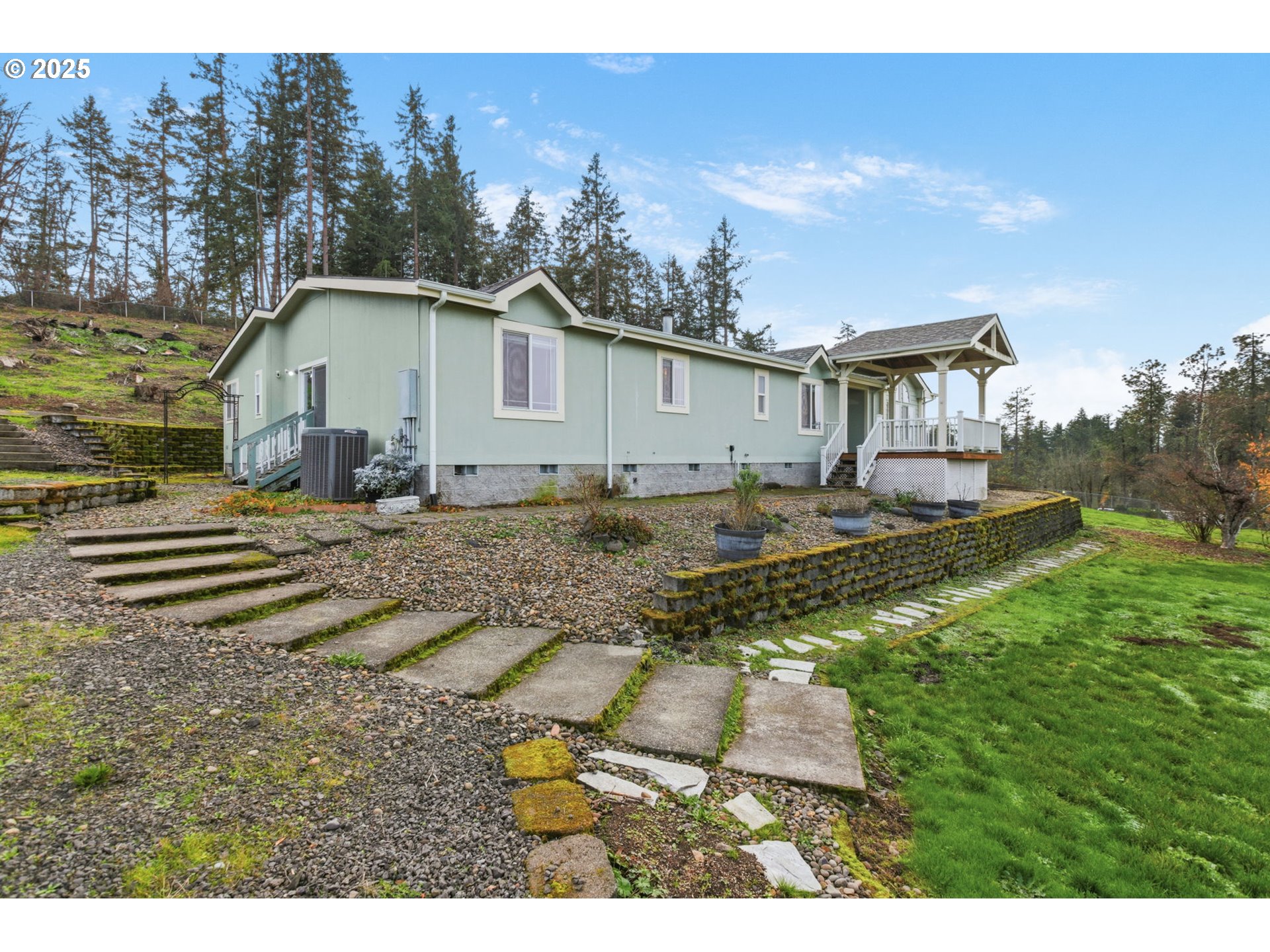 35986 Enterprise Road Creswell, OR 97426 - Photo 8 of 48