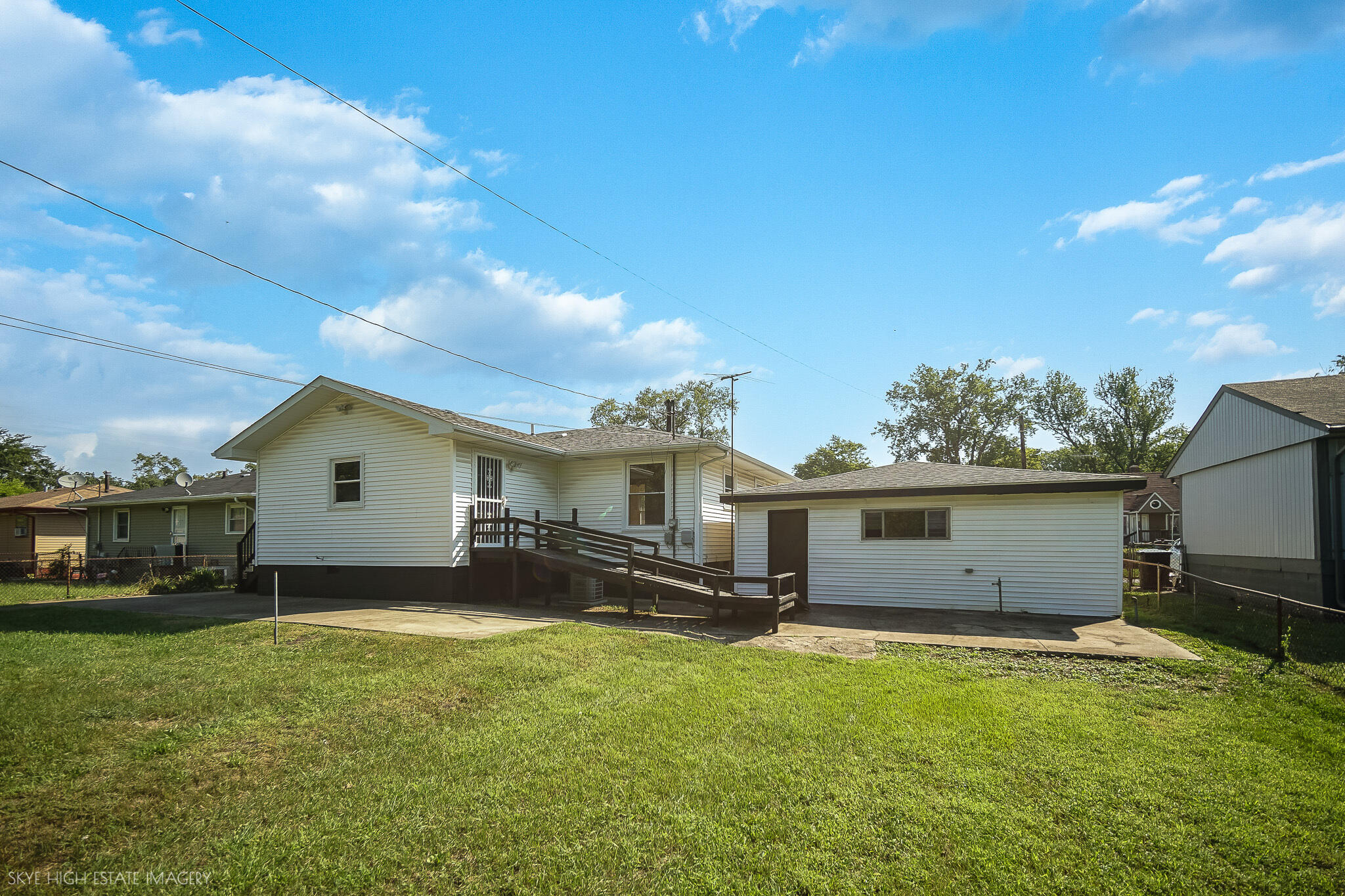 1024 Ralston Street Gary, IN 46406 - Photo 19 of 20 2048x1365