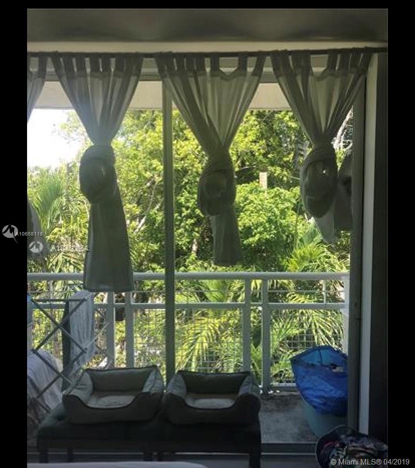 450 Southwest 3rd Street, Unit 5 Miami, FL 33130 - Photo 2 of 7