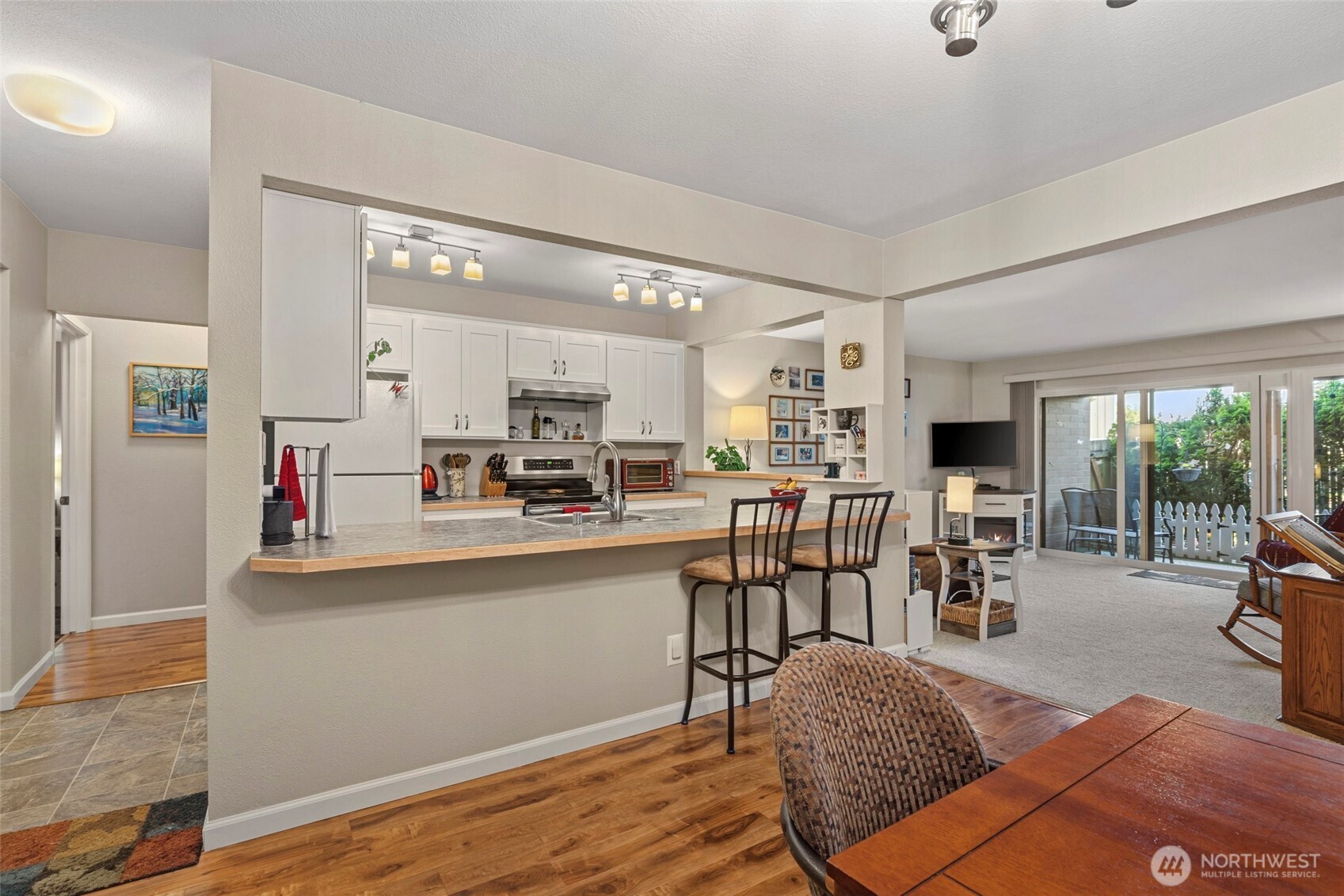 2021 North Laventure Road, Unit 103 Mount Vernon, WA 98273 - Photo 7 of 39