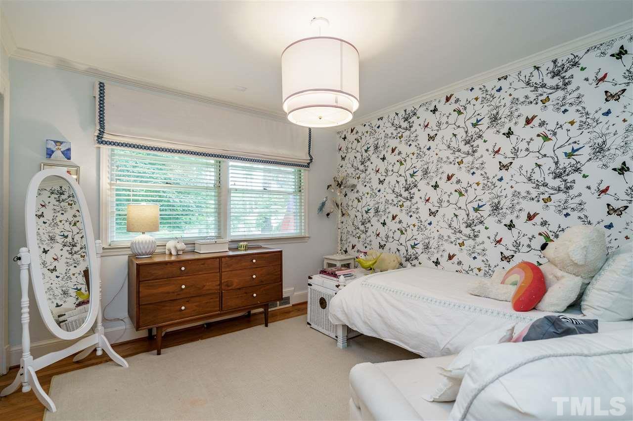 1408 Hathaway Road Raleigh, NC 27608 - Photo 14 of 24