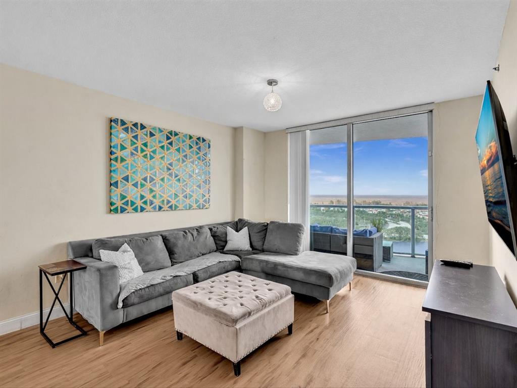 2681 North Flamingo Road, Unit 2104S Fort Lauderdale, FL 33323 - Photo 21 of 99