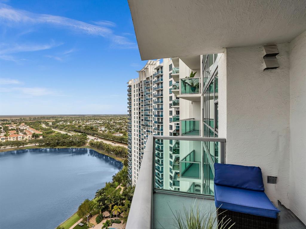 2681 North Flamingo Road, Unit 2104S Fort Lauderdale, FL 33323 - Photo 33 of 99