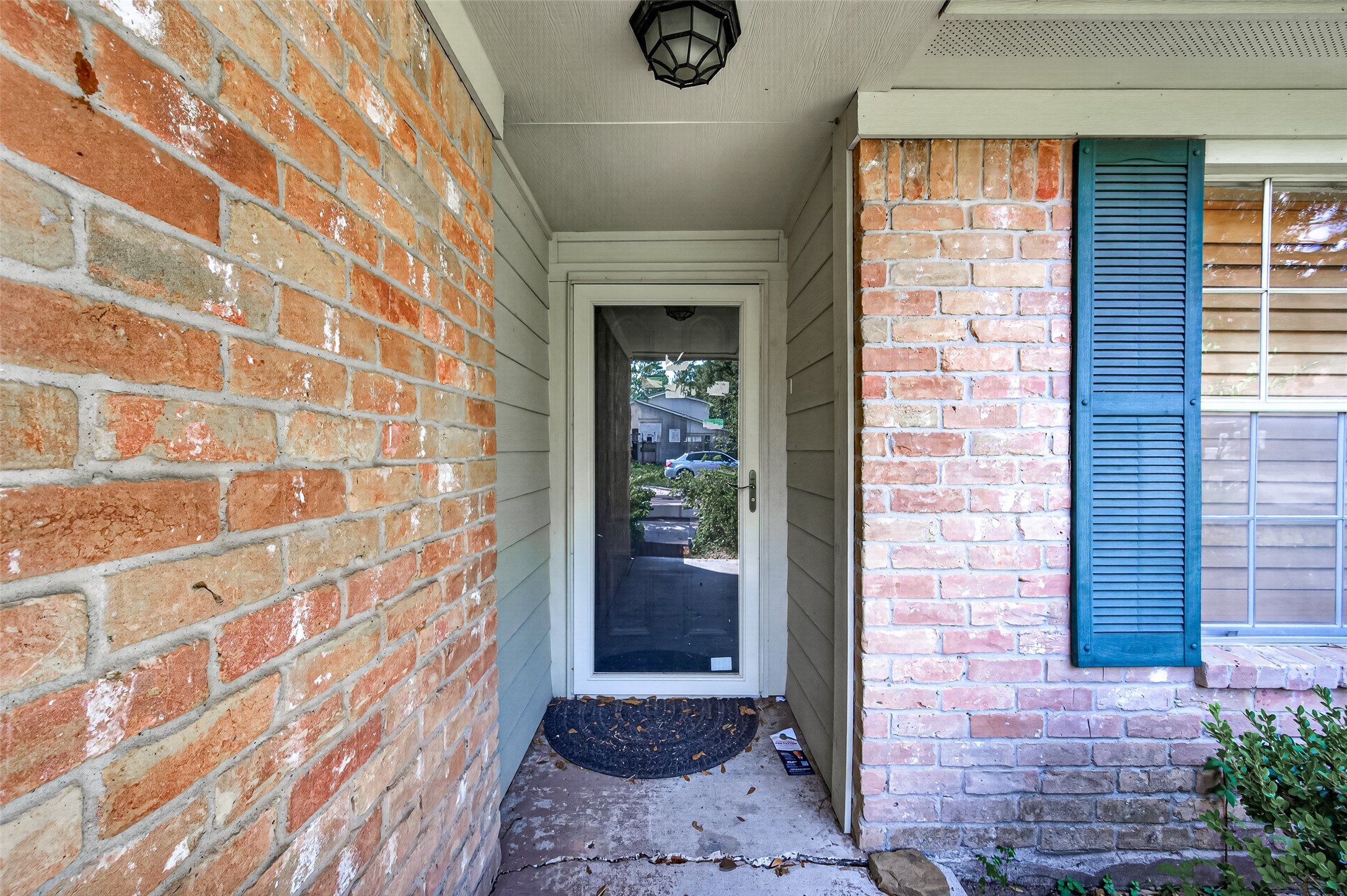 10211 Kerr Lane Conroe, TX 77385 - Photo 8 of 45 Front entry porch