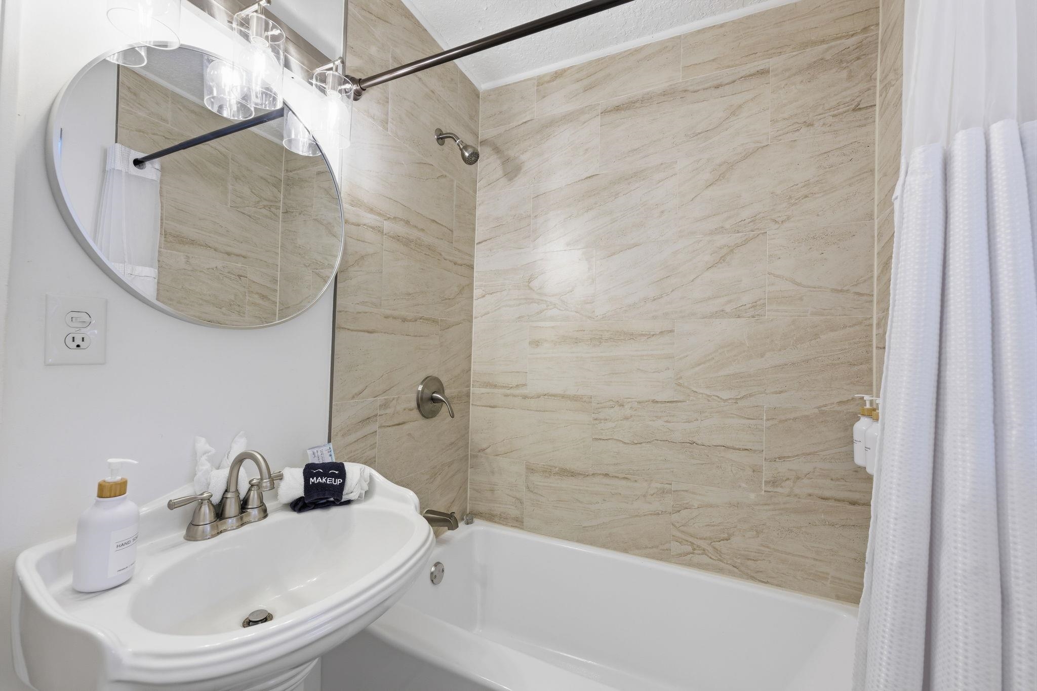 119 Menendez Road St. Augustine, FL 32080 - Photo 20 of 40 a bathroom with a sink and a mirror