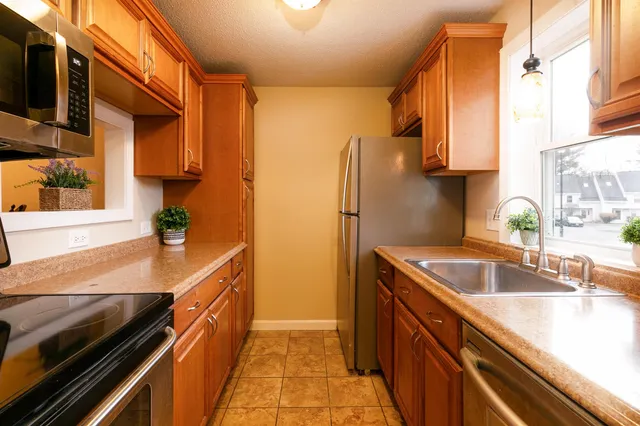 $309,900 | 13 Whitewater Drive, Concord, NH 03303