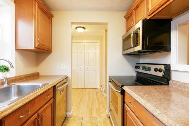 $309,900 | 13 Whitewater Drive, Concord, NH 03303