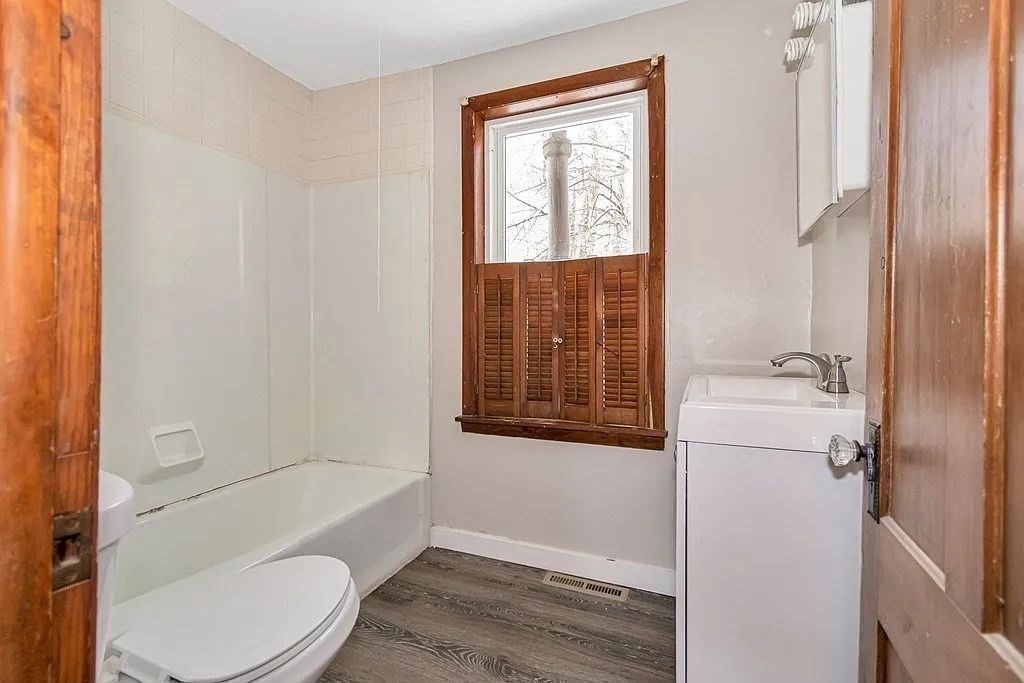 12 Cherry Street Westfield, MA 01085 - Photo 8 of 13