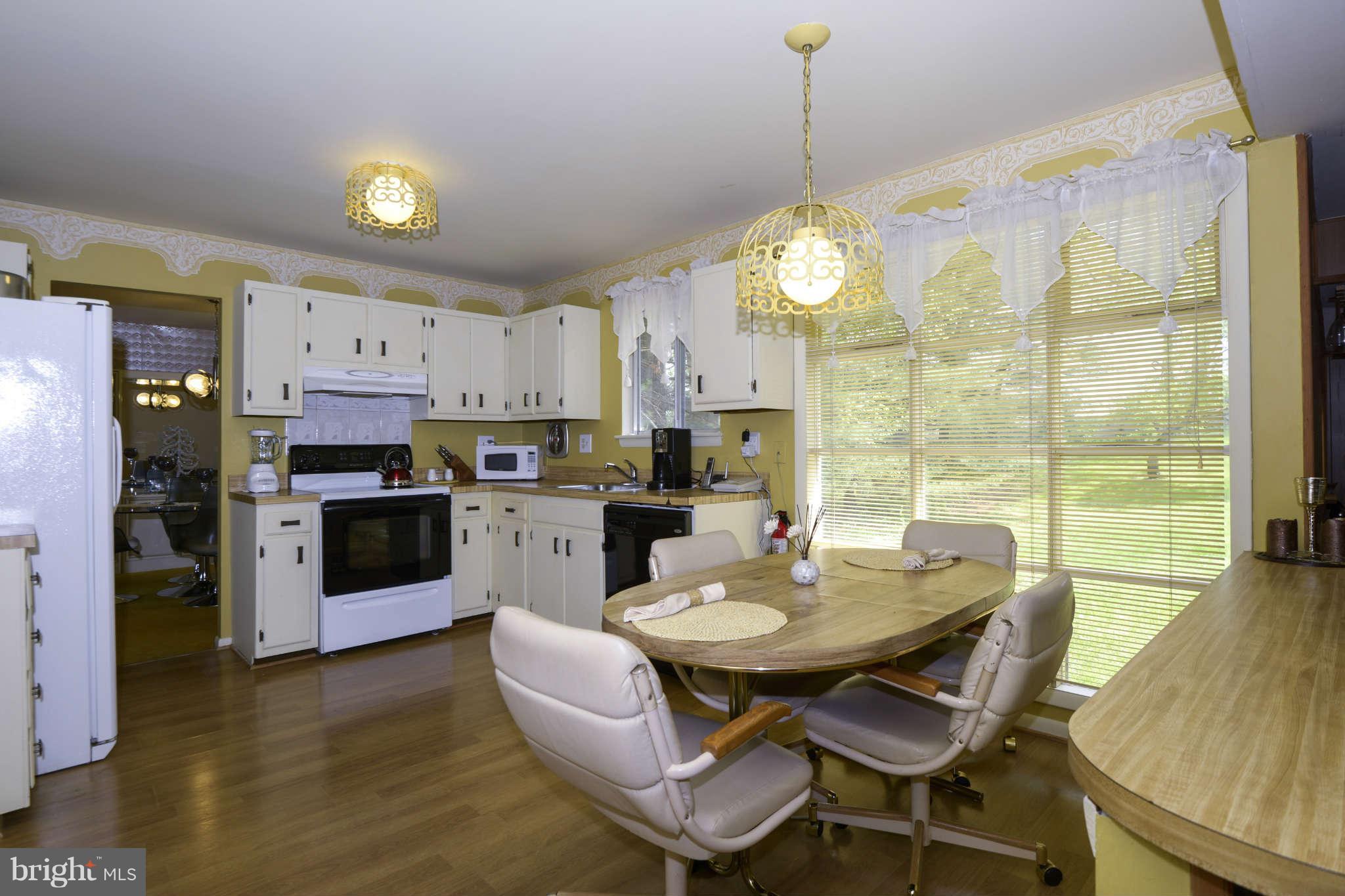 9719 Eustice Road Randallstown, MD 21133 - Photo 5 of 21 Kitchen