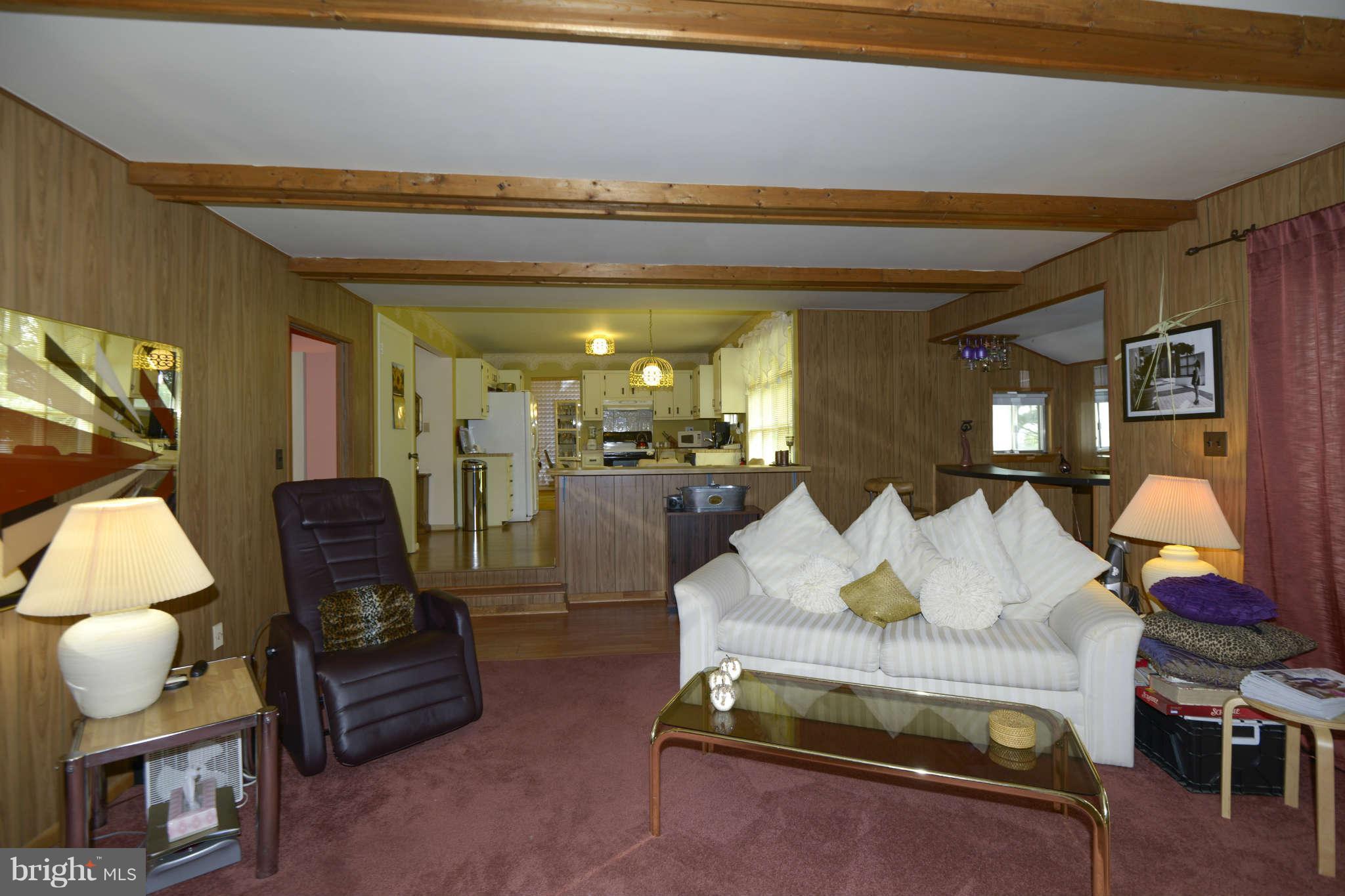 9719 Eustice Road Randallstown, MD 21133 - Photo 9 of 21 Family Room