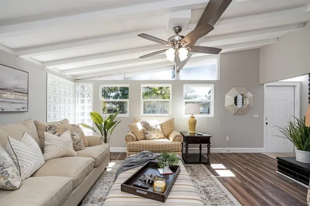 $6,000 | 2213 Wason Road, Unit 2, Sarasota, FL 34231