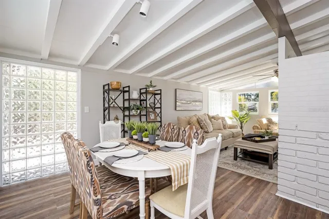 $6,000 | 2213 Wason Road, Unit 2, Sarasota, FL 34231