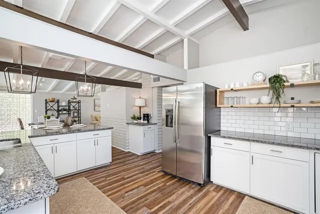 $6,000 | 2213 Wason Road, Unit 2, Sarasota, FL 34231