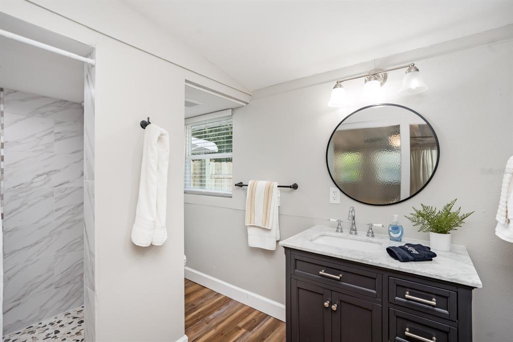 2213 Wason Road, Unit 2 Sarasota, FL 34231 - Photo 31 of 67