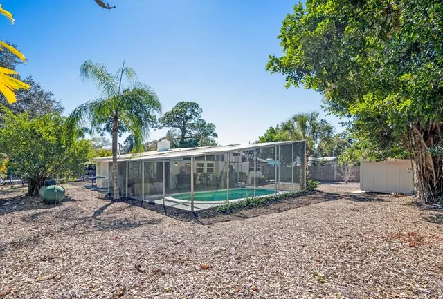 $6,000 | 2213 Wason Road, Unit 2, Sarasota, FL 34231