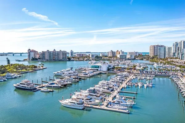 $6,000 | 2213 Wason Road, Unit 2, Sarasota, FL 34231