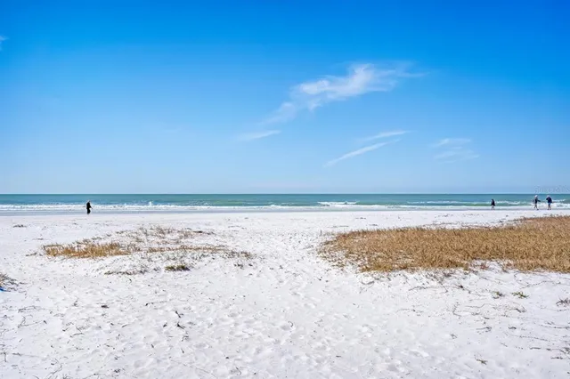 $6,000 | 2213 Wason Road, Unit 2, Sarasota, FL 34231