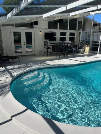 $6,000 | 2213 Wason Road, Unit 2, Sarasota, FL 34231