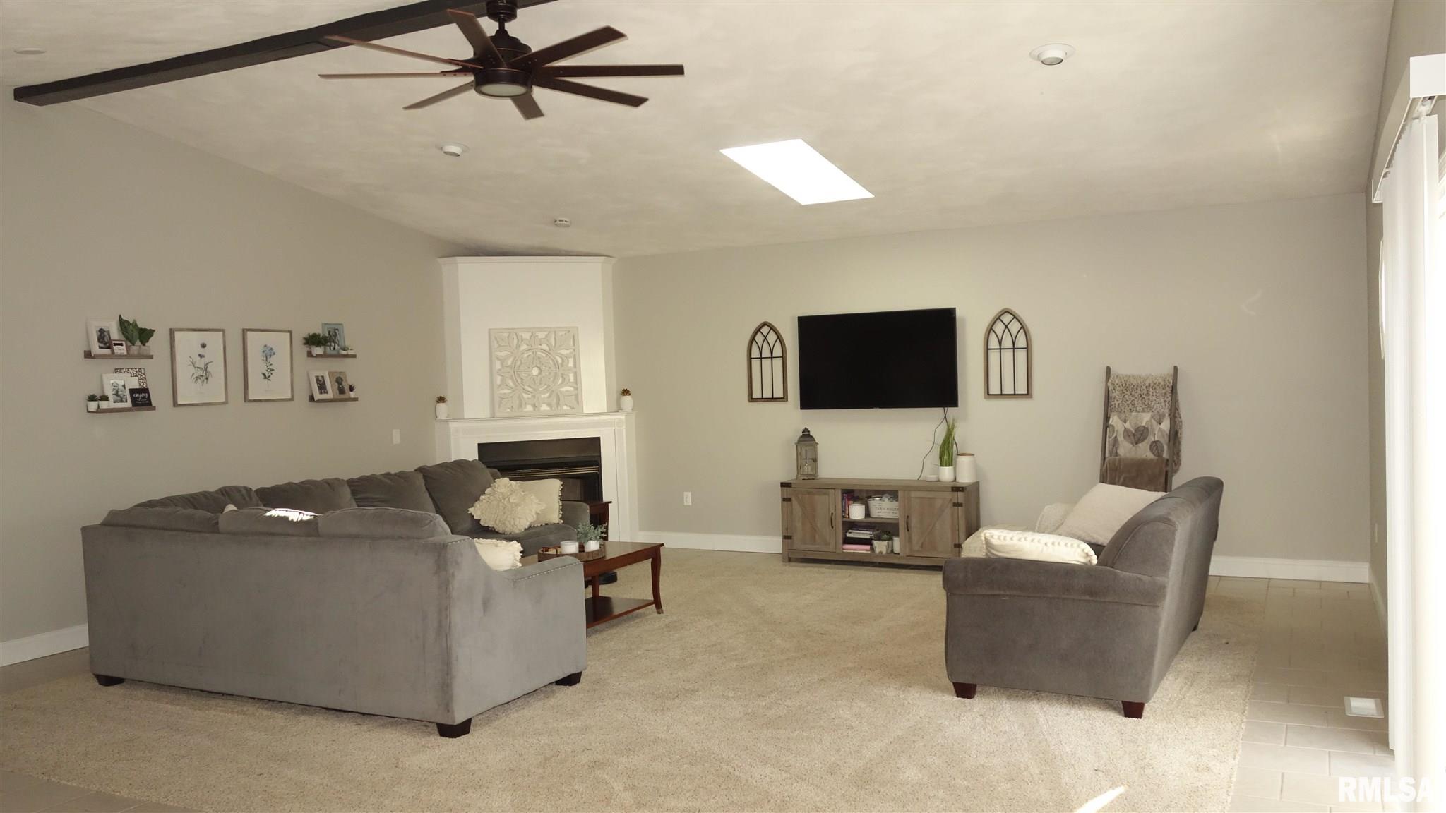 1918 Chicory Road Pekin, IL 61554 - Photo 3 of 31 Gallery Image 3