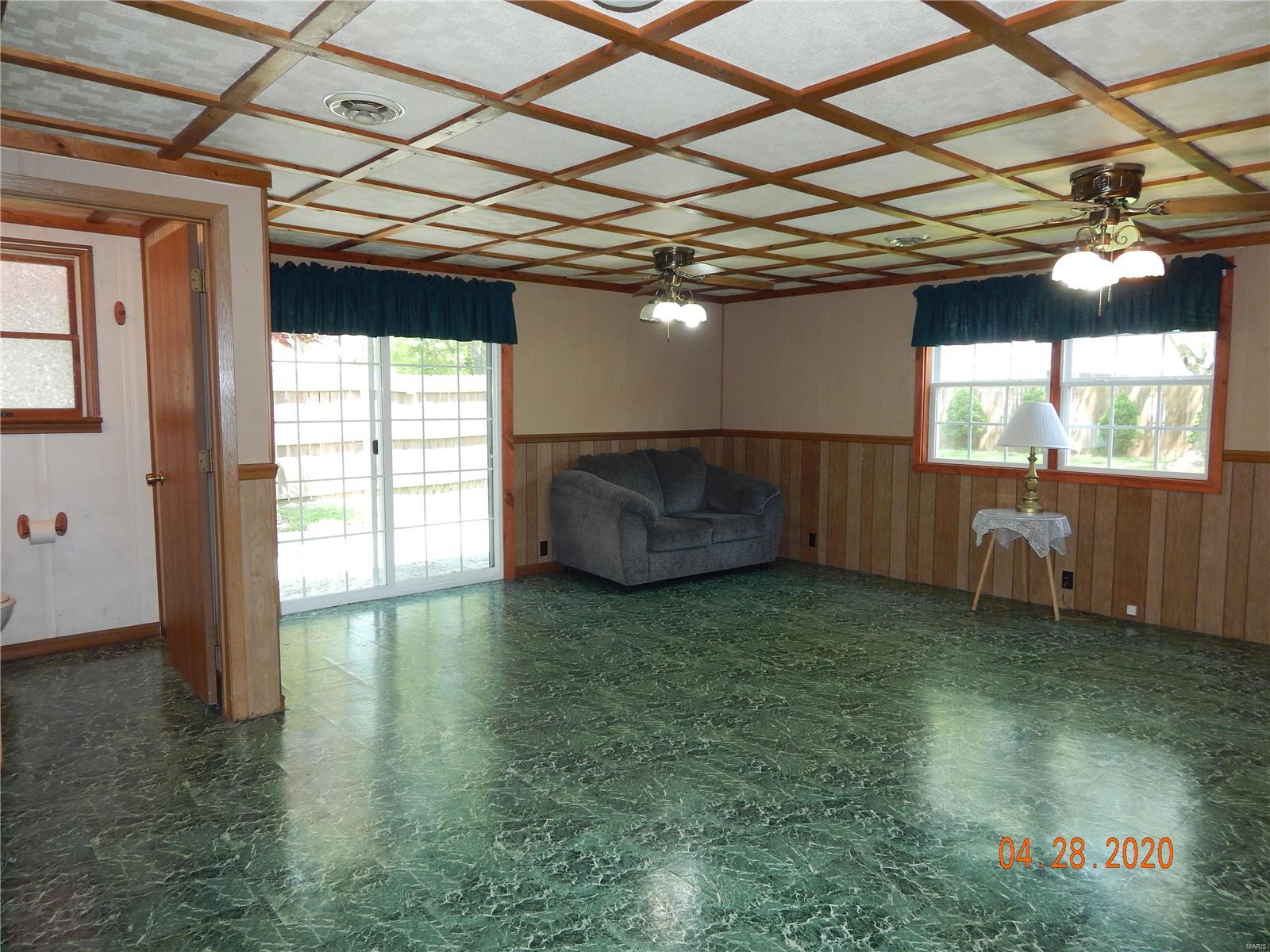 604 Middle Street Prairie du Rocher, IL 62277 - Photo 3 of 32