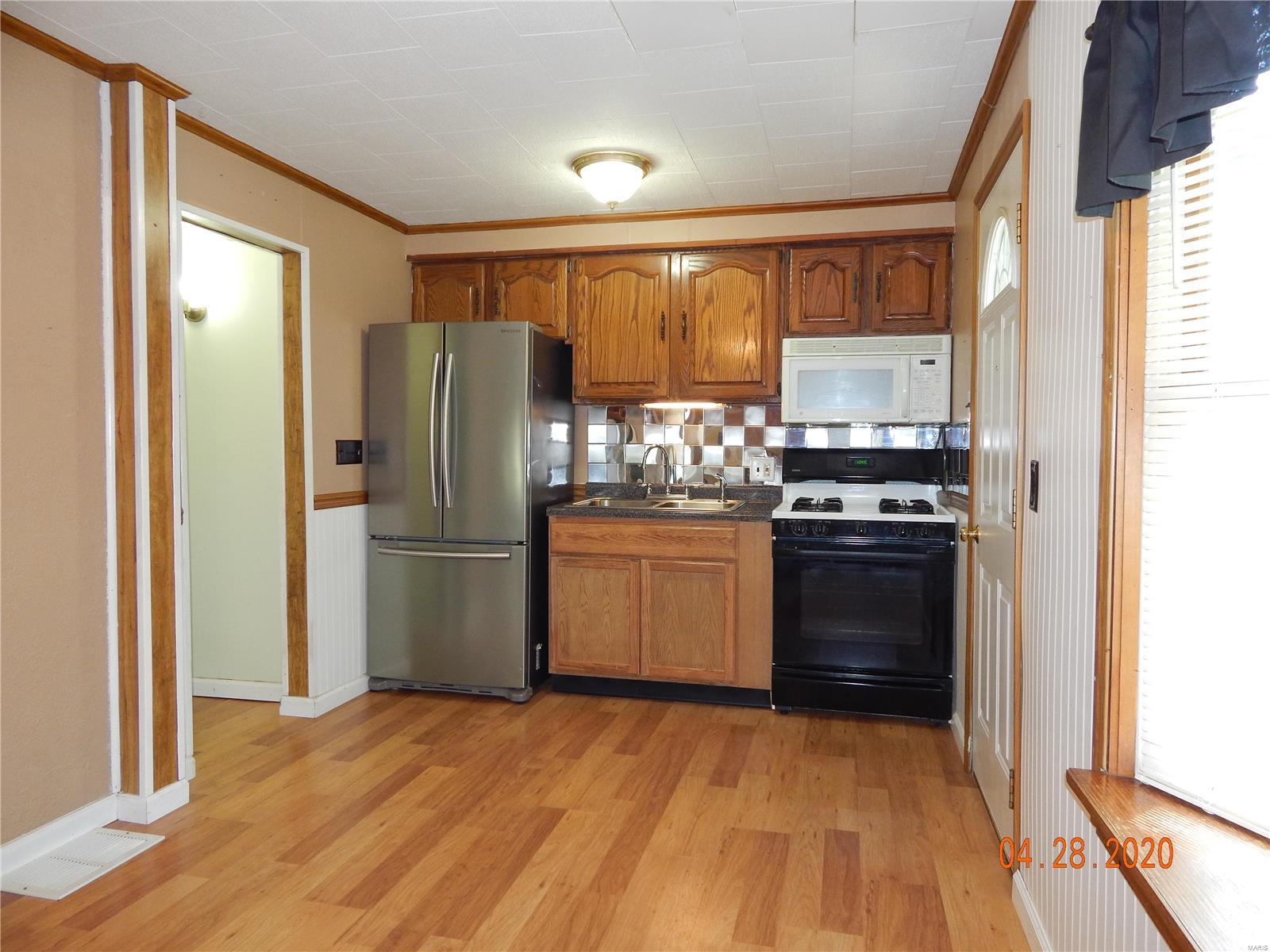 604 Middle Street Prairie du Rocher, IL 62277 - Photo 6 of 32