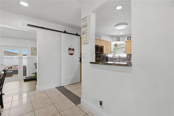 $3,100 | 7390 Cleveland Street, Hollywood, FL 33024