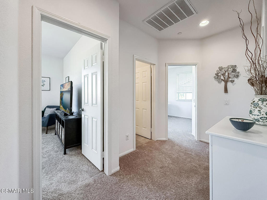 6838 Simmons Way Moorpark, CA 93021 - Photo 16 of 45