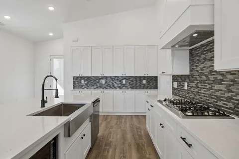 $870,000 | 1629 Boxwood Drive, Nashville, TN 37211