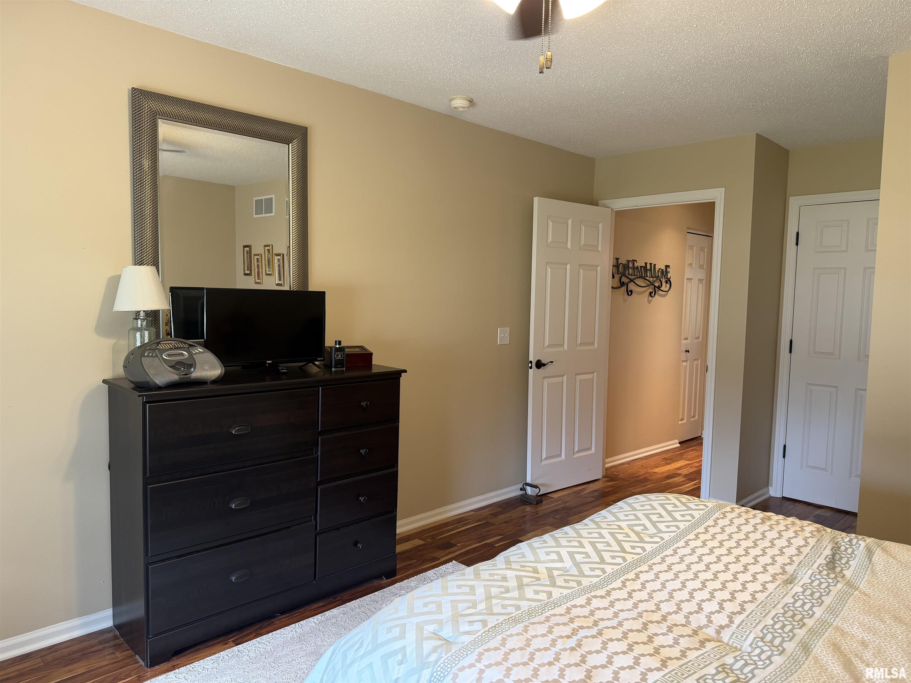 1064 Willow Road Macomb, IL 61455 - Photo 24 of 35