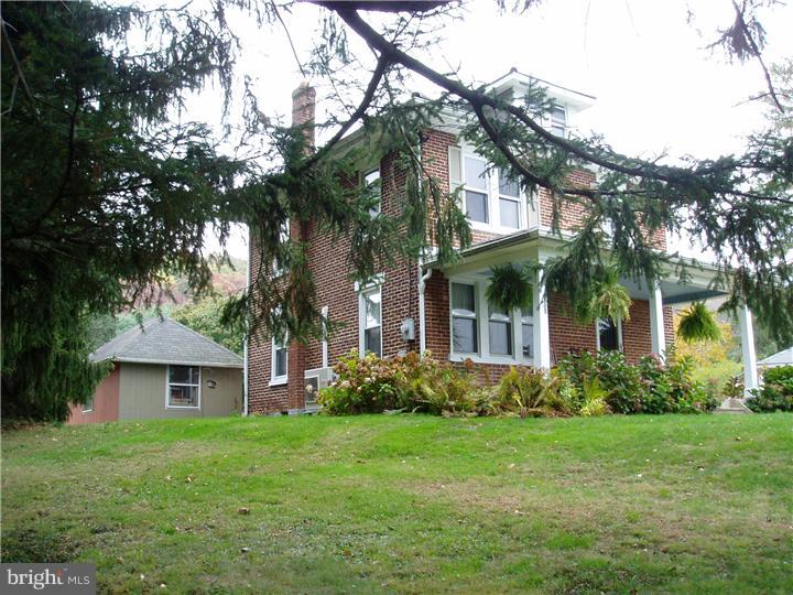 Exterior Side