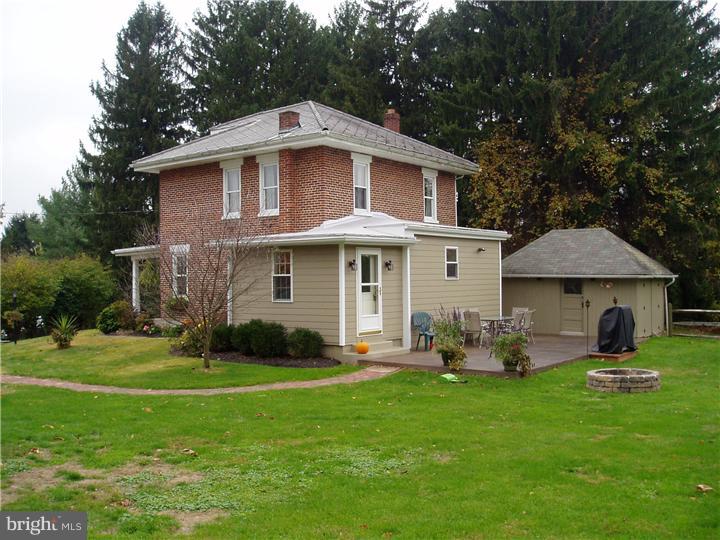 Exterior Back