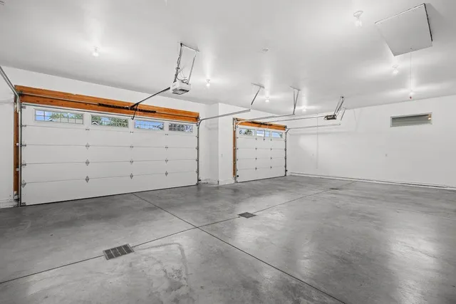 $1,199,000 | 10211 Moss Lane, Spokane, WA 99208