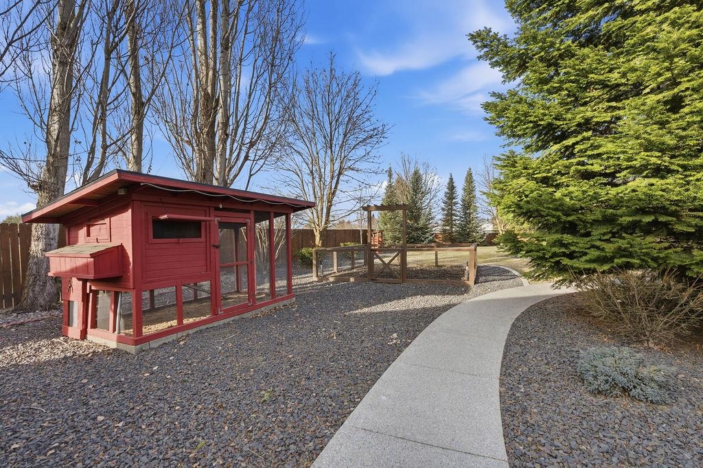 10211 Moss Lane Spokane, WA 99208 - Photo 43 of 47