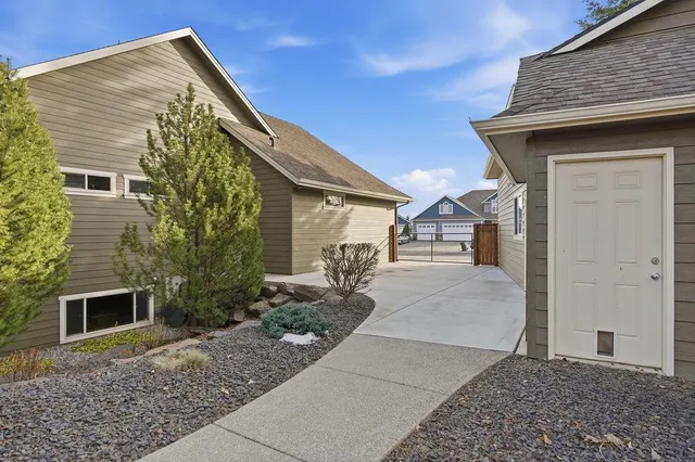 $1,199,000 | 10211 Moss Lane, Spokane, WA 99208
