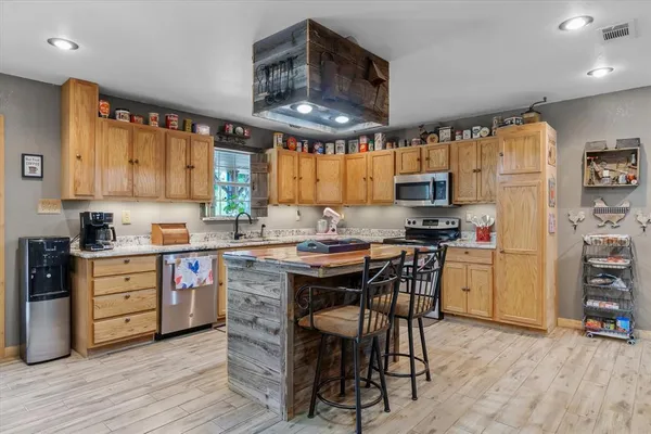 $459,000 | 630 Vz County Road 1909, Edgewood, TX 75117